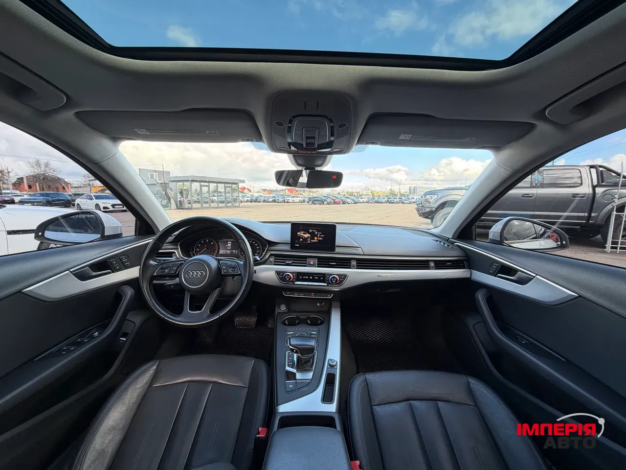 Audi A4 - фото 17