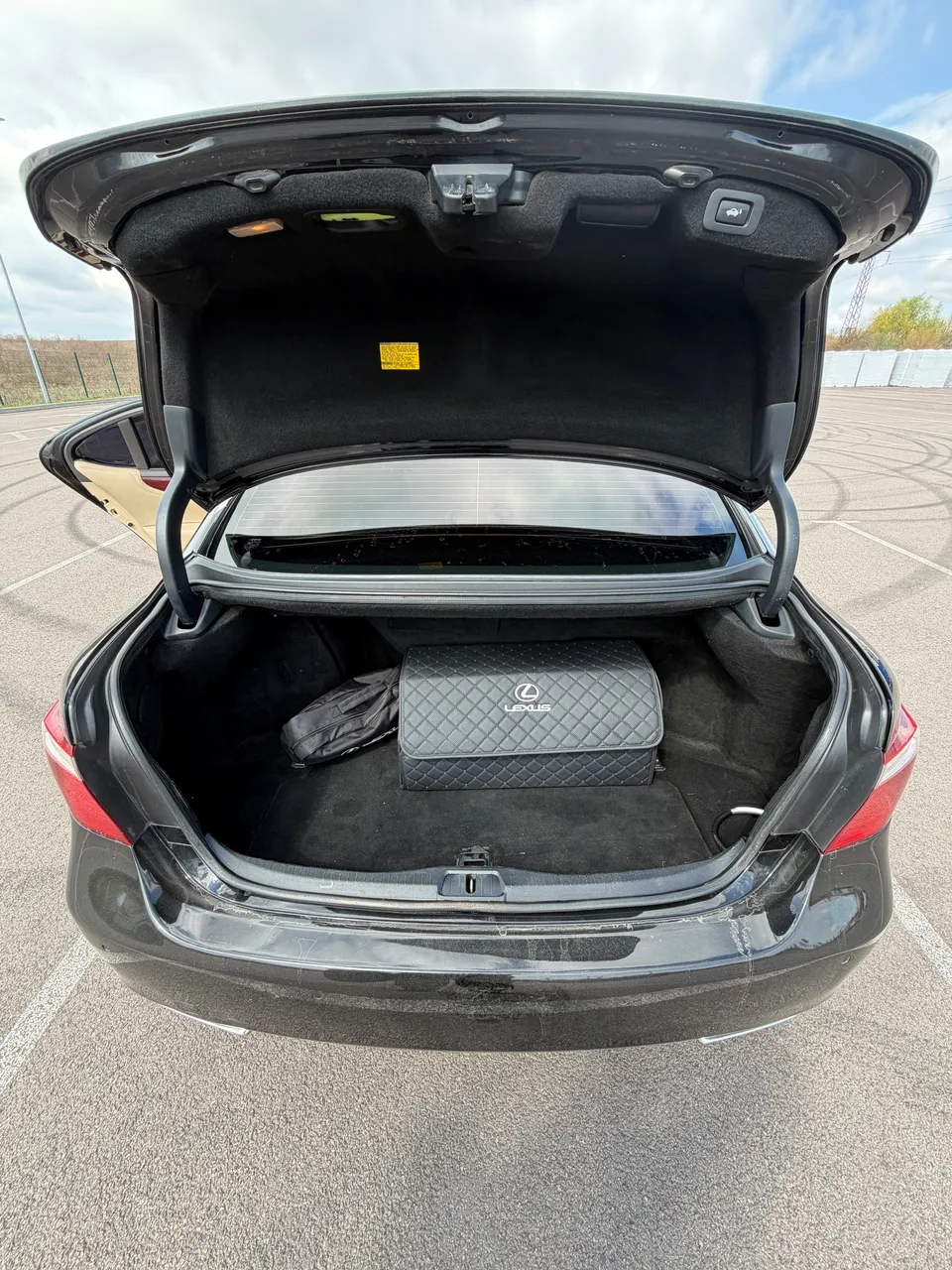 Lexus LS - фото 28