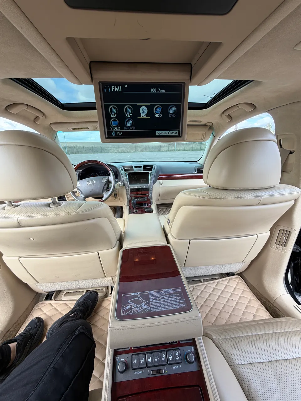 Lexus LS - фото 38