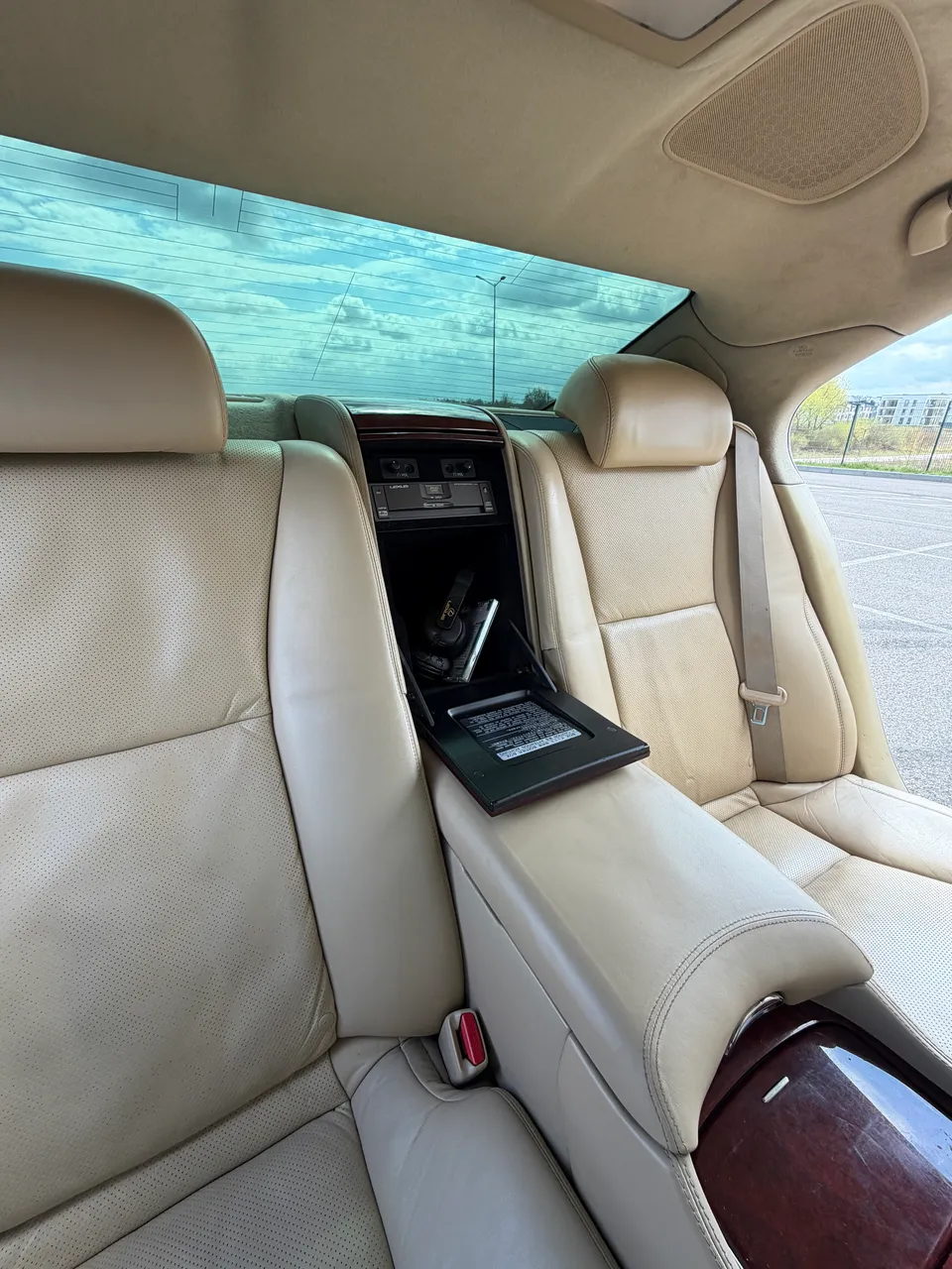 Lexus LS - фото 33