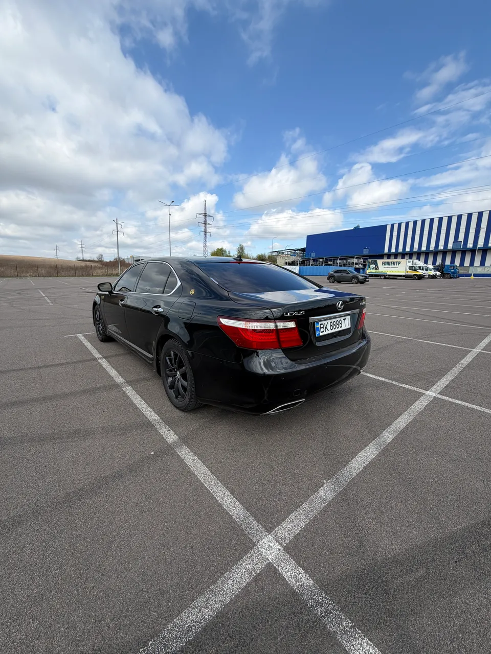 Lexus LS - фото 4