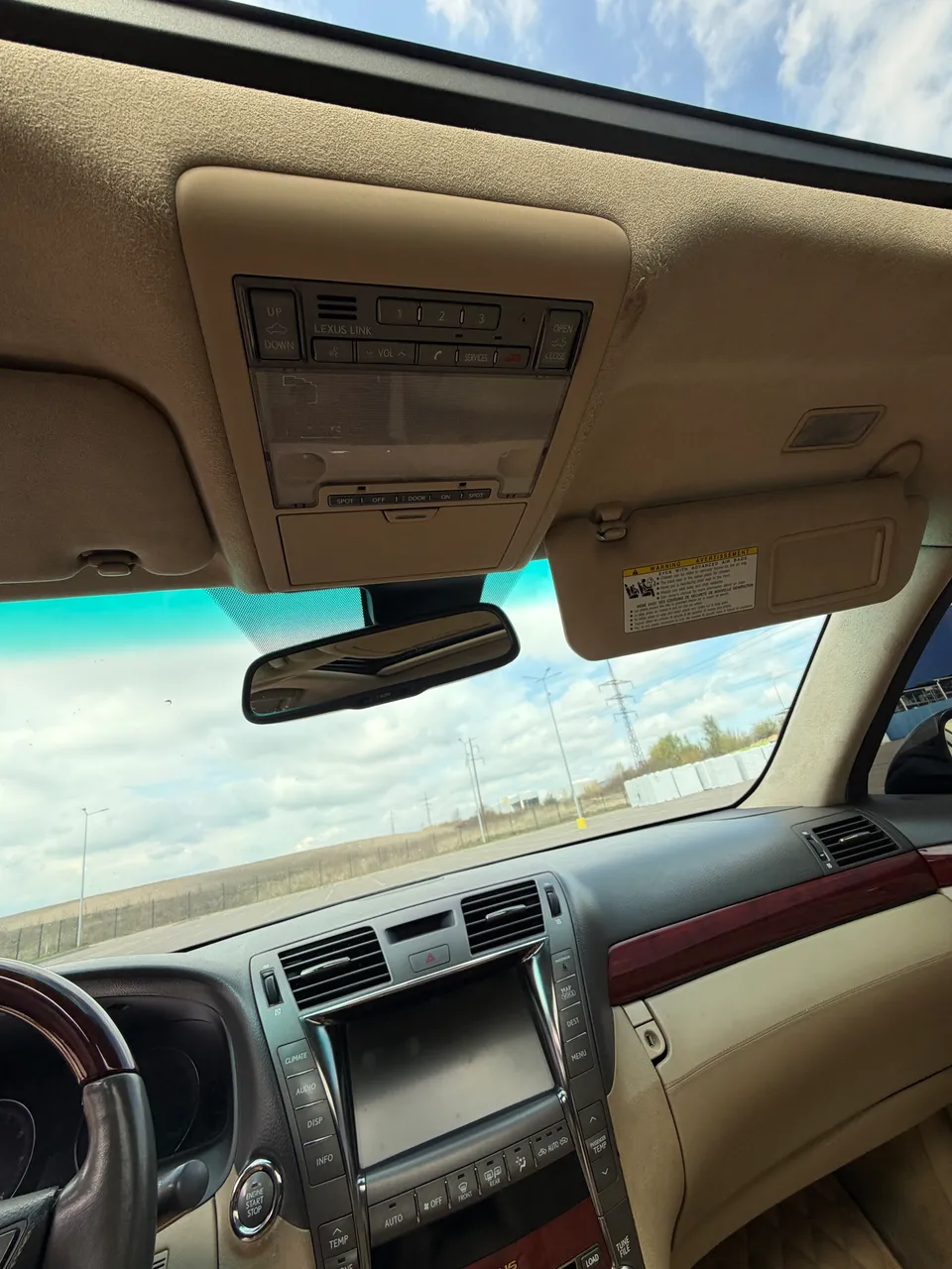 Lexus LS - фото 22