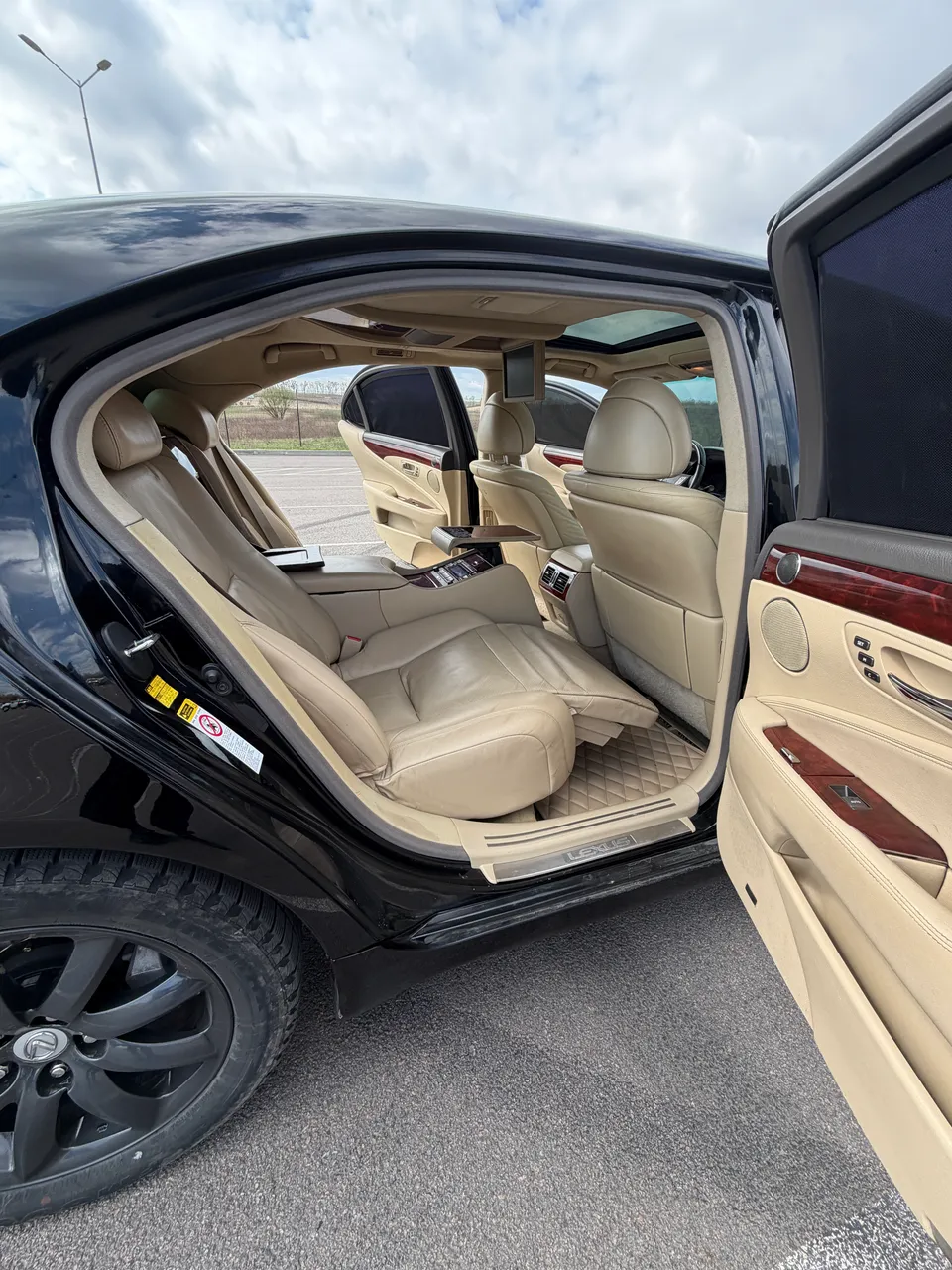 Lexus LS - фото 39