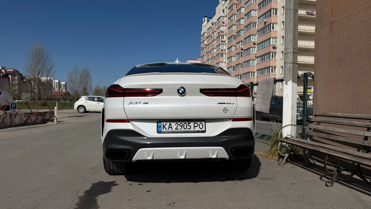 BMW X6 - фото 5