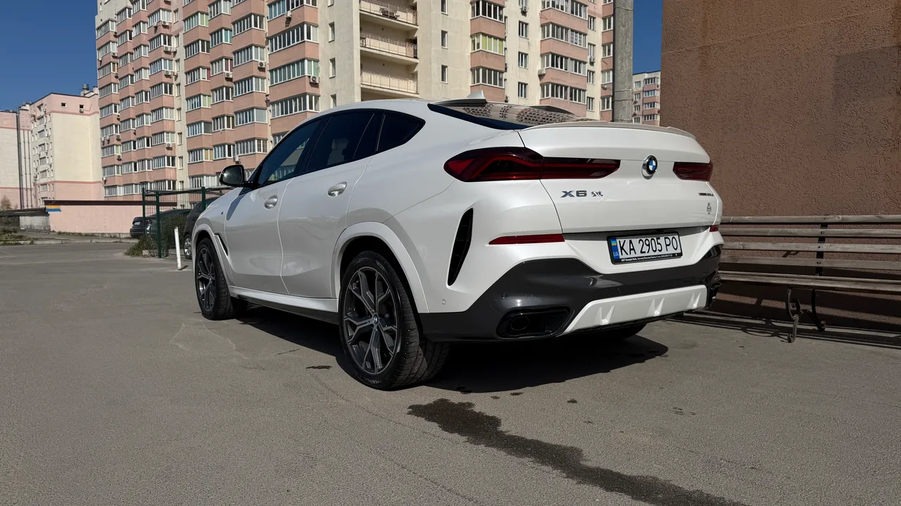 BMW X6 - фото 4