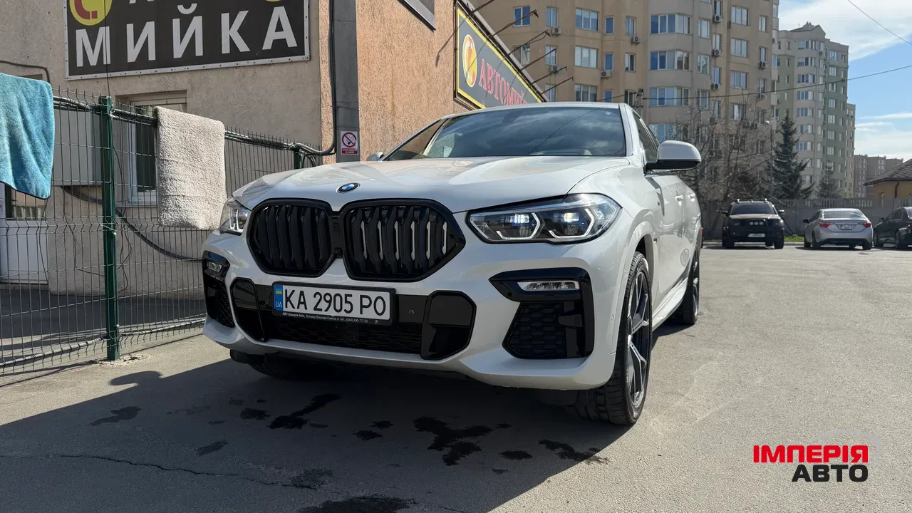 BMW X6 - фото 1
