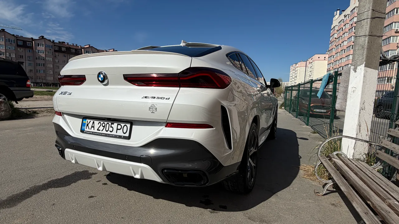 BMW X6 - фото 6