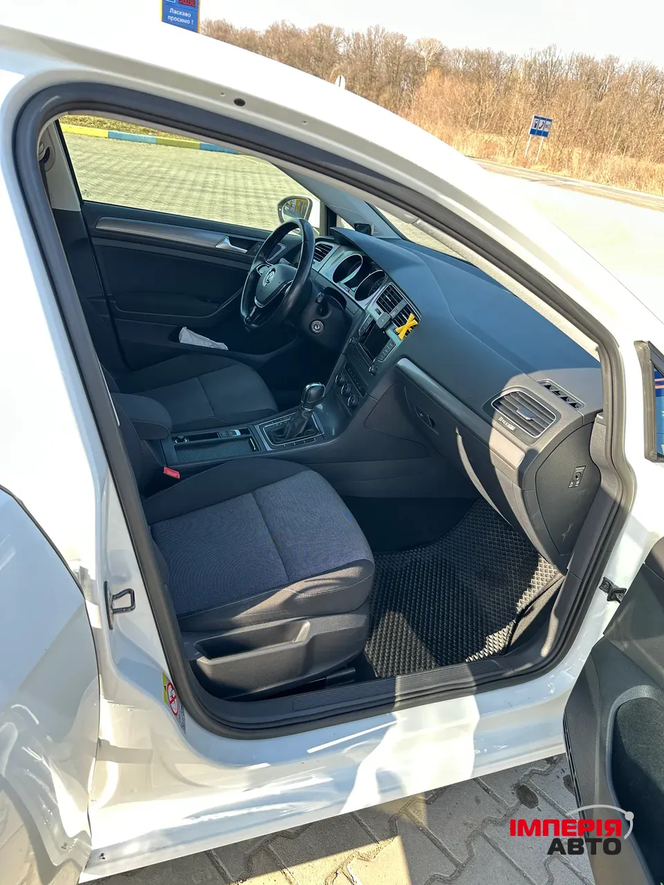 Volkswagen Golf - фото 10