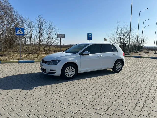 Volkswagen Golf - фото 2