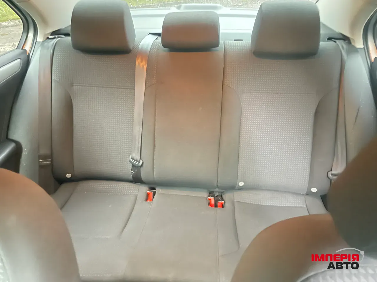 Volkswagen Jetta - фото 14