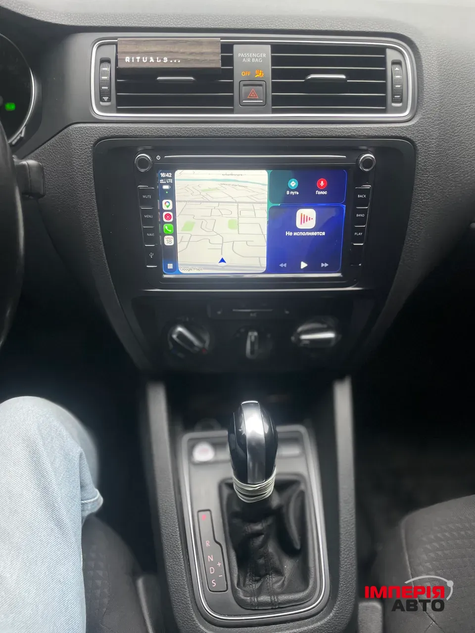 Volkswagen Jetta - фото 17