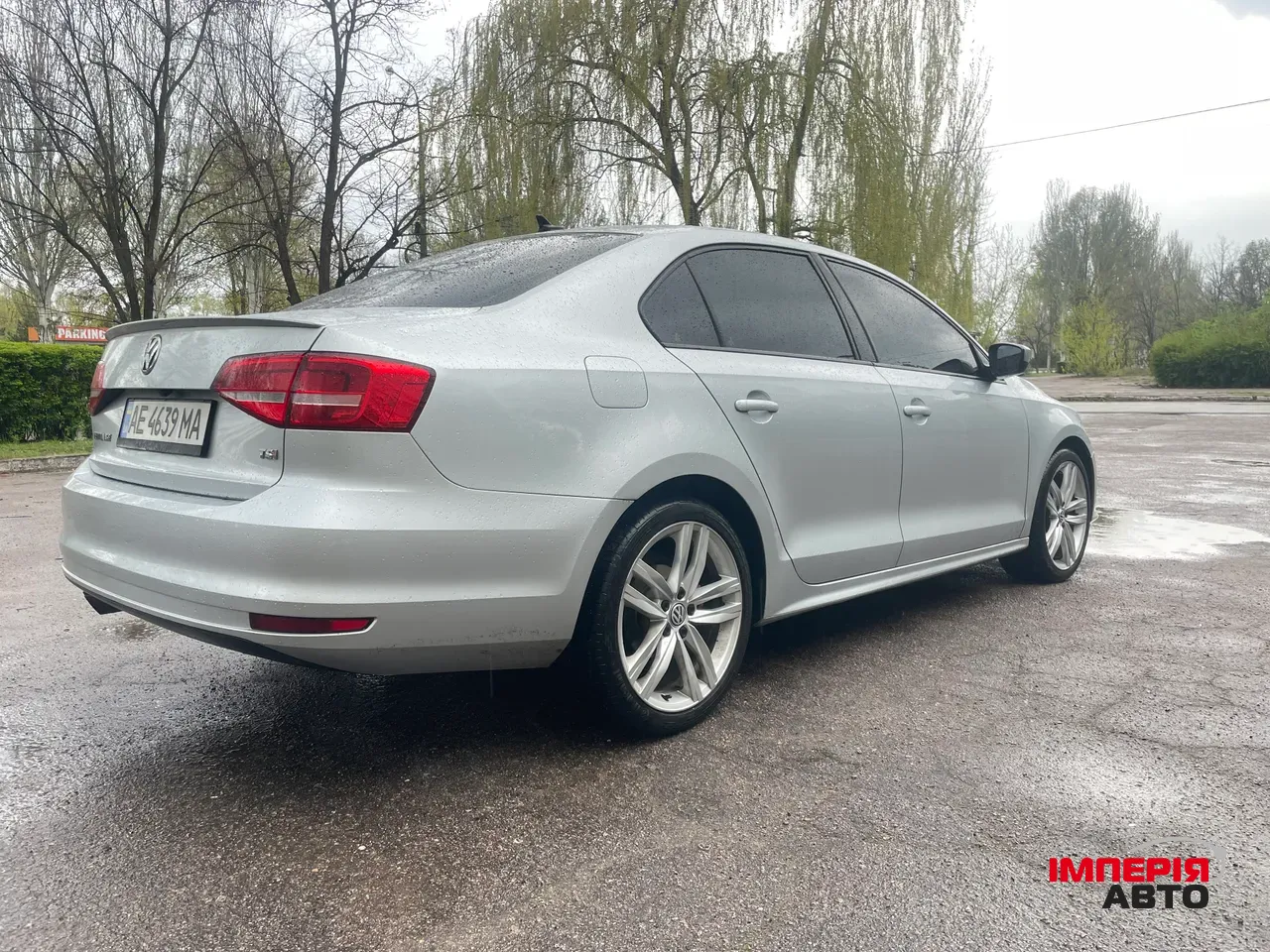 Volkswagen Jetta - фото 4