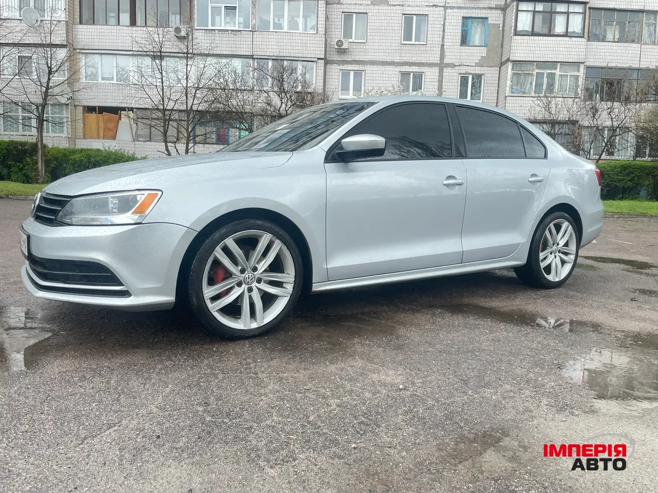 Volkswagen Jetta - фото 1