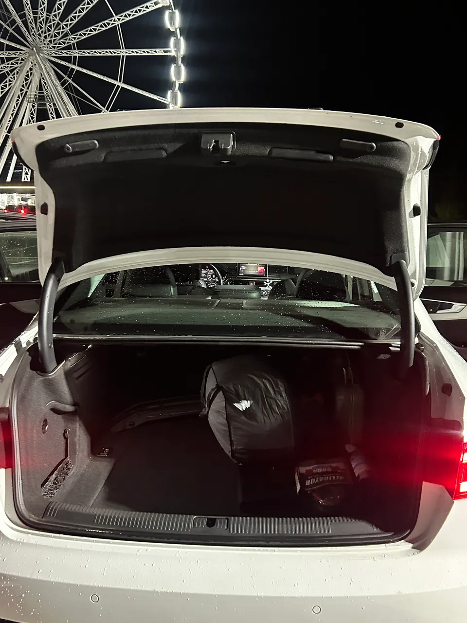 Audi A4 - фото 11