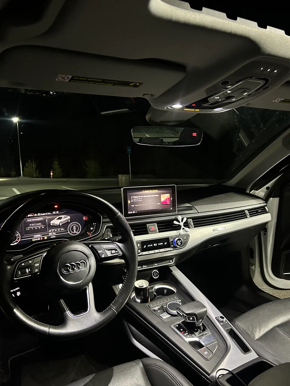 Audi A4 - фото 33