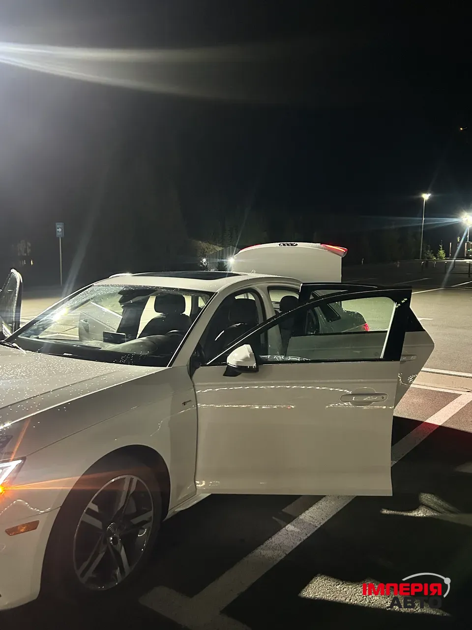 Audi A4 - фото 18