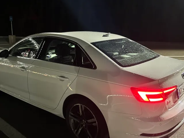 Audi A4 - фото 4