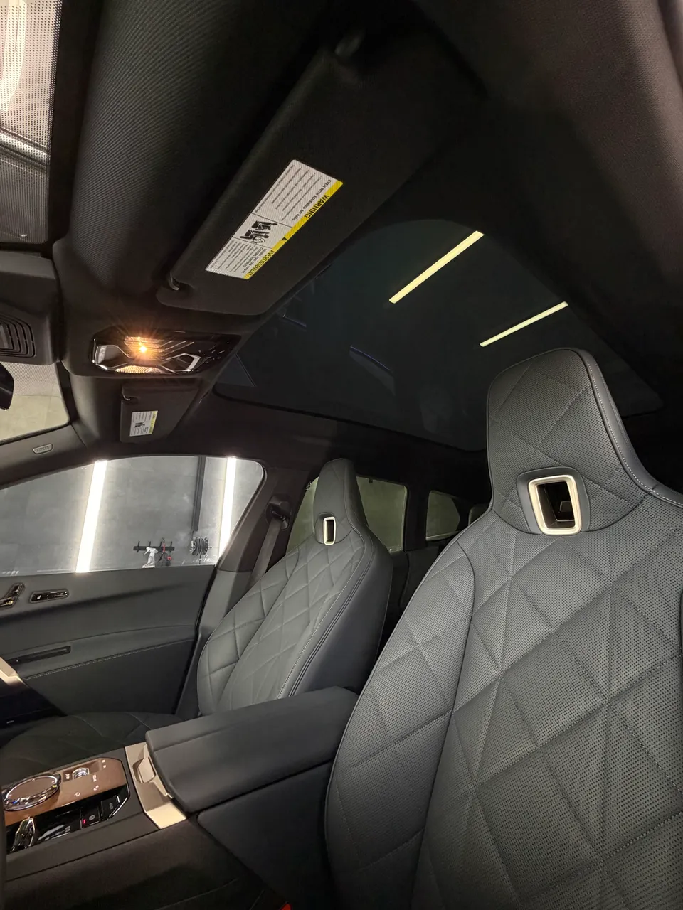 BMW iX - фото 17