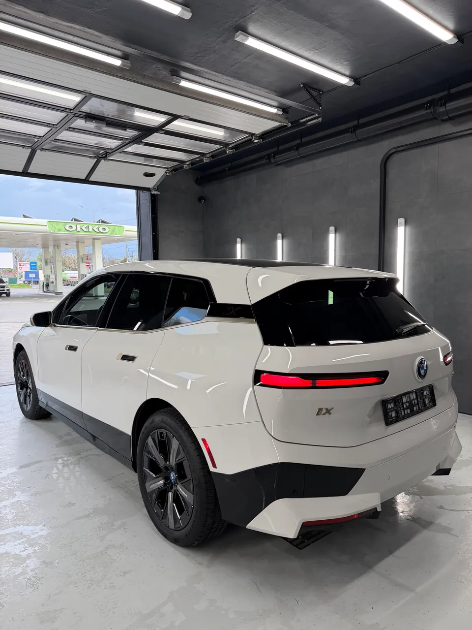 BMW iX - фото 29