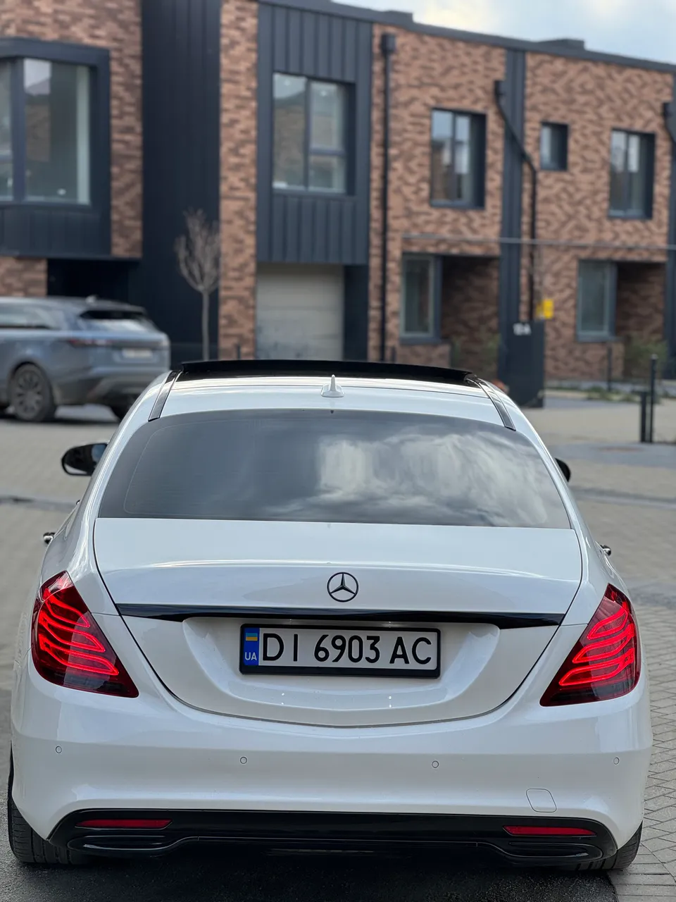 Mercedes-Benz S-Класс - фото 14