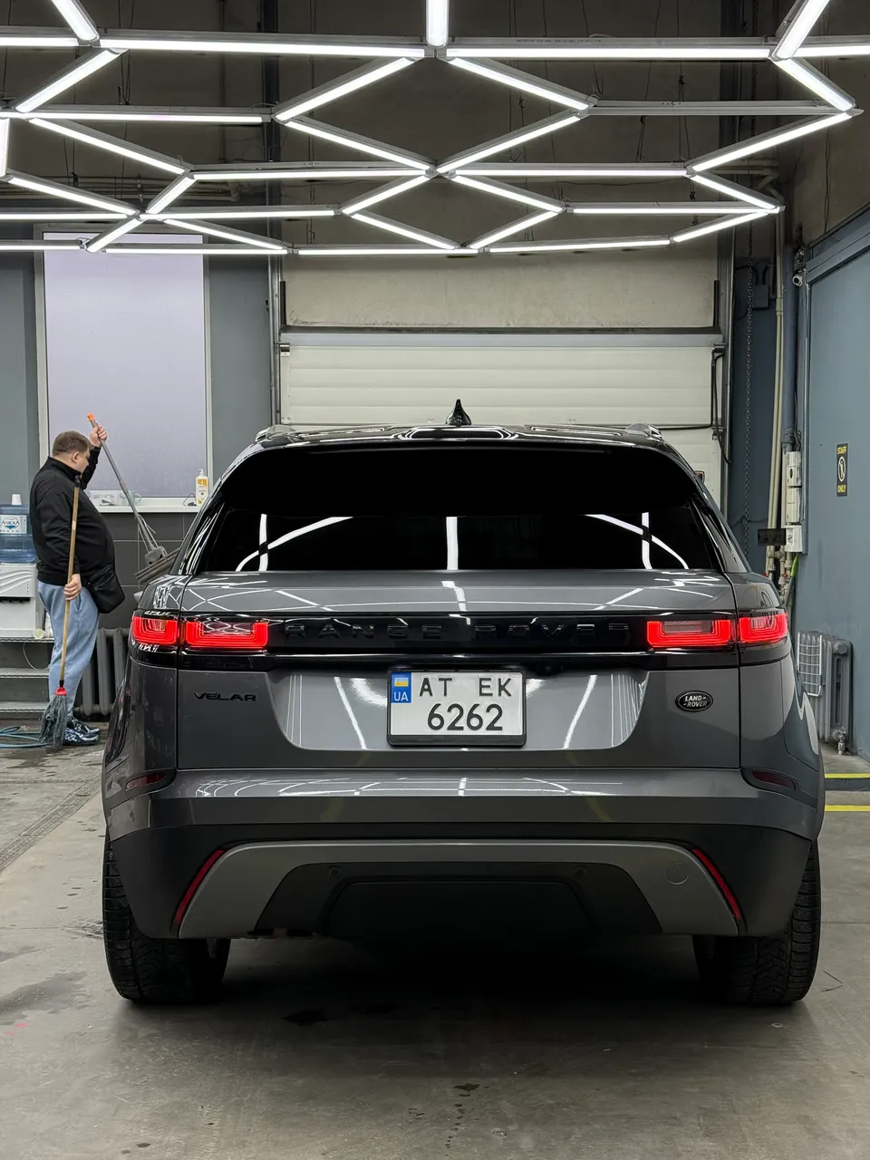 Land Rover Range Rover Velar - фото 3