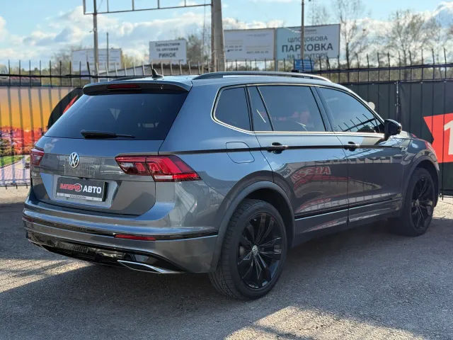 Volkswagen Tiguan - фото 5