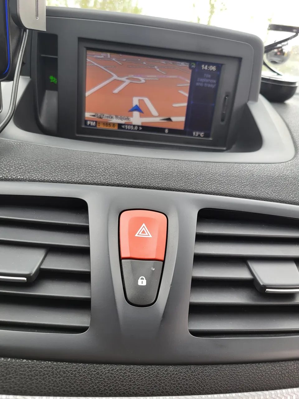 Renault Megane - фото 11