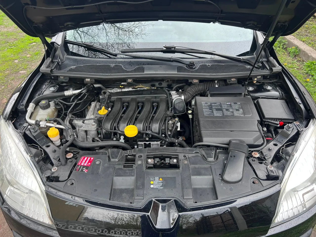 Renault Megane - фото 17