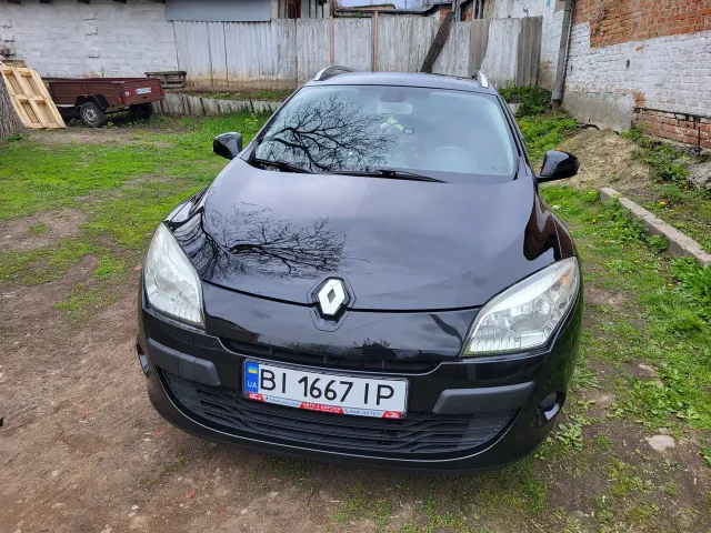 Renault Megane - фото 2