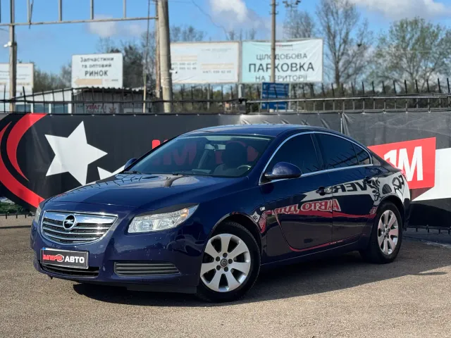 Opel Insignia - фото 1