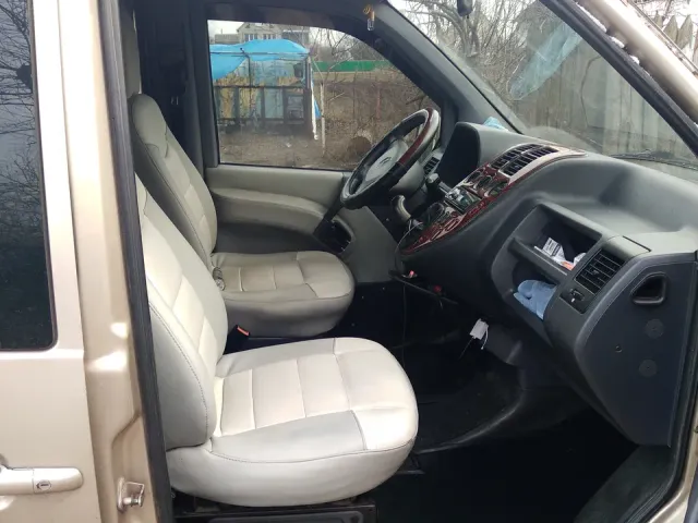 Mercedes-Benz Vito - фото 4