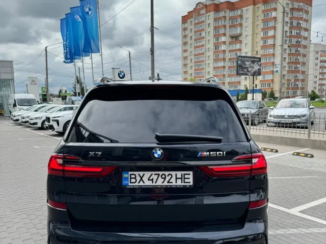 BMW X7 - фото 4