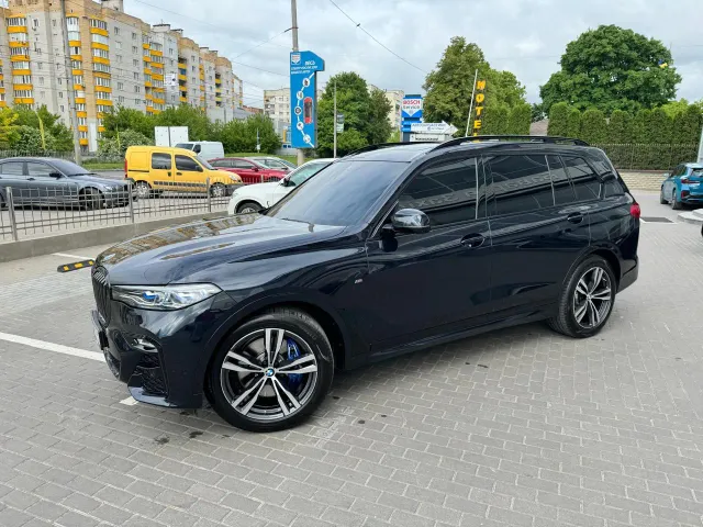 BMW X7 - фото 5