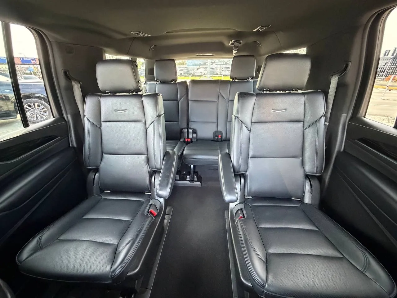 Cadillac Escalade - фото 14