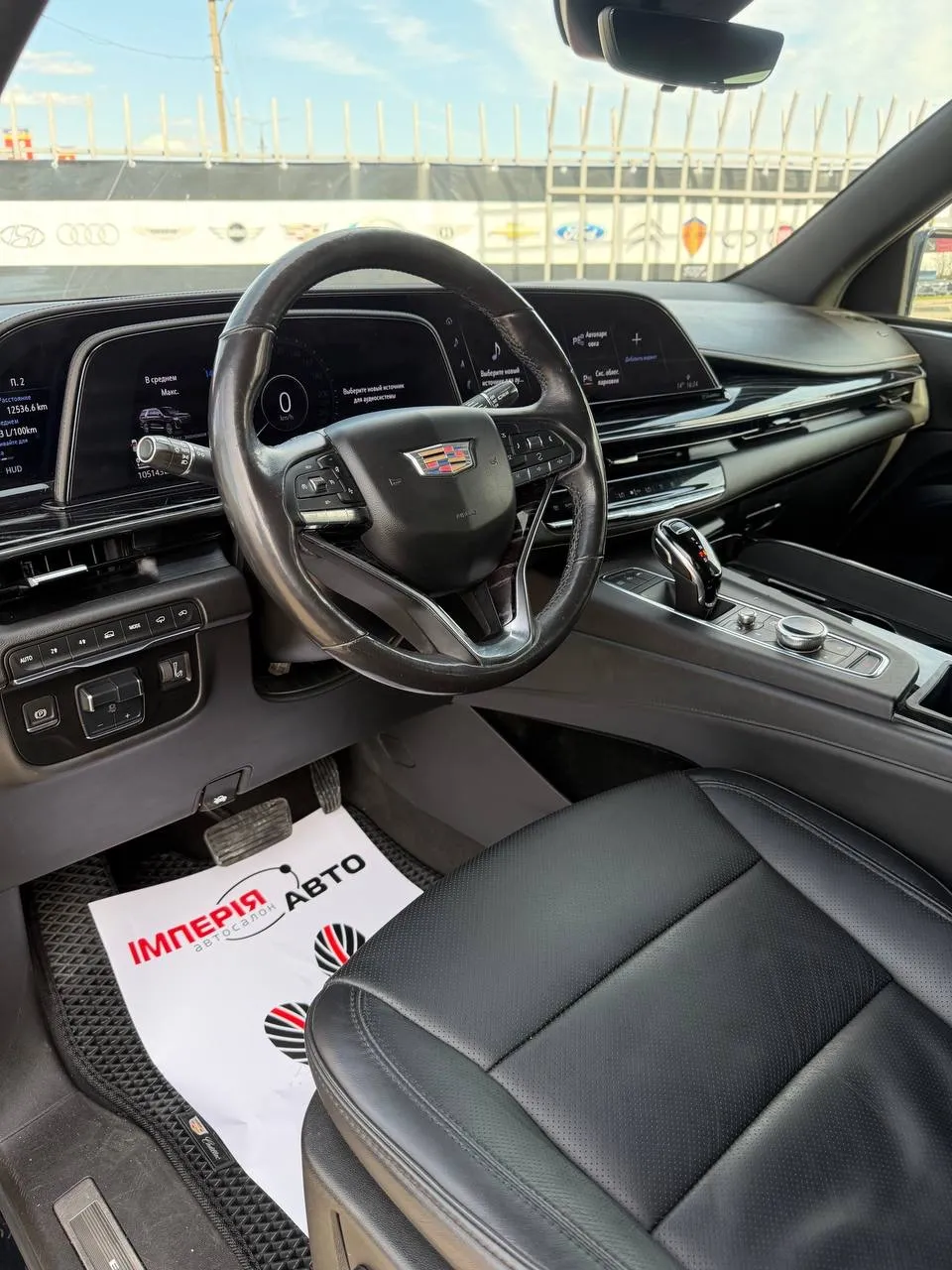 Cadillac Escalade - фото 5