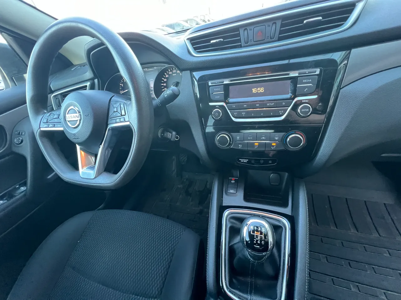 Nissan Qashqai - фото 18