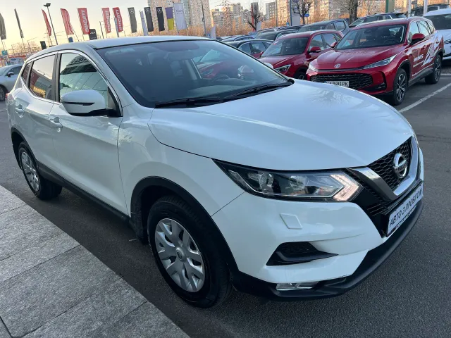 Nissan Qashqai - фото 4