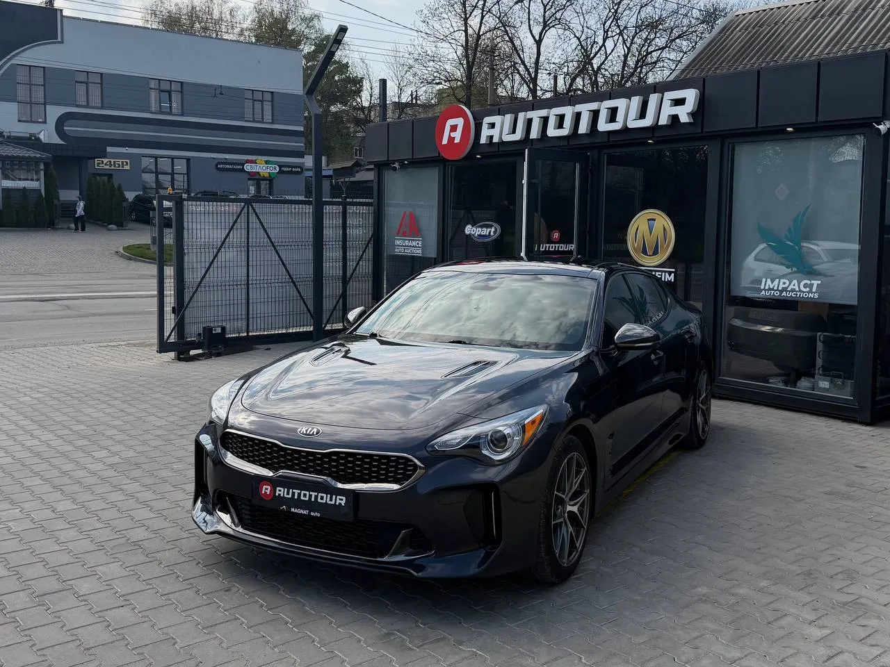 Kia Stinger - фото 2