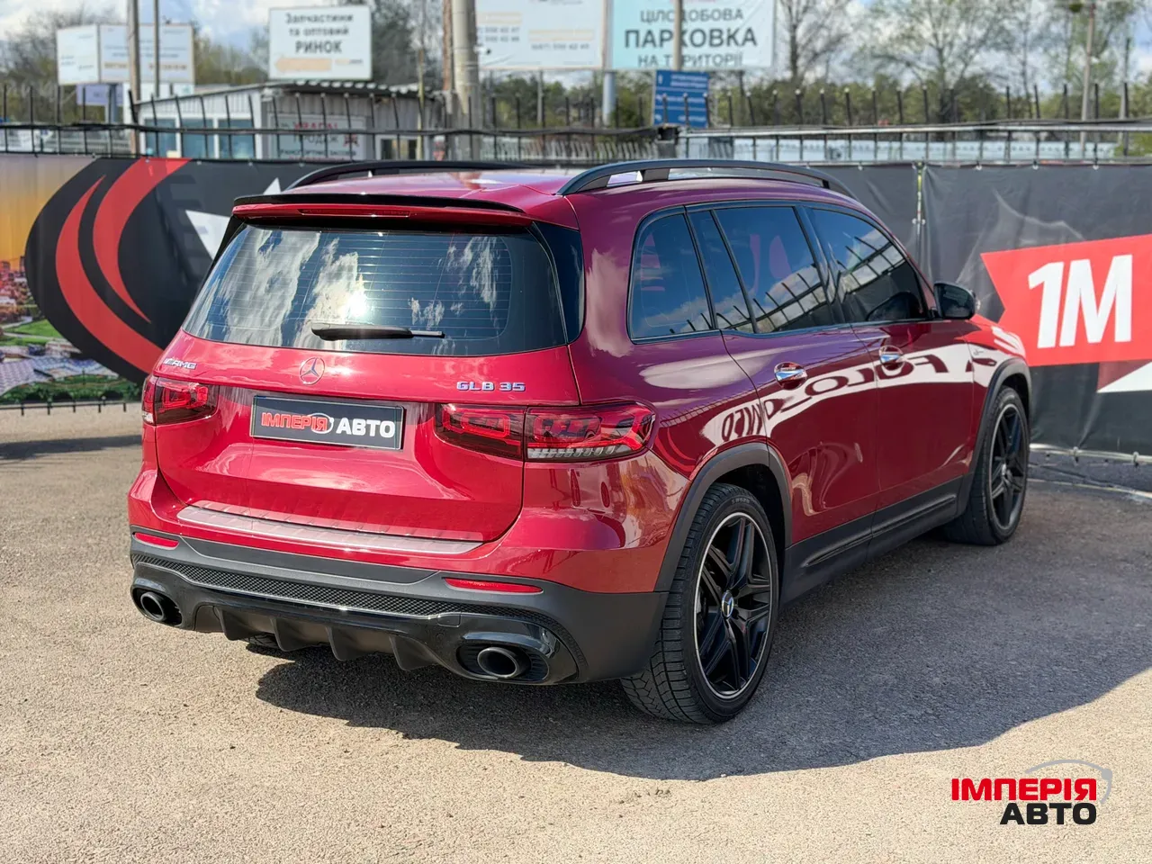 Mercedes-Benz GLB AMG - фото 9