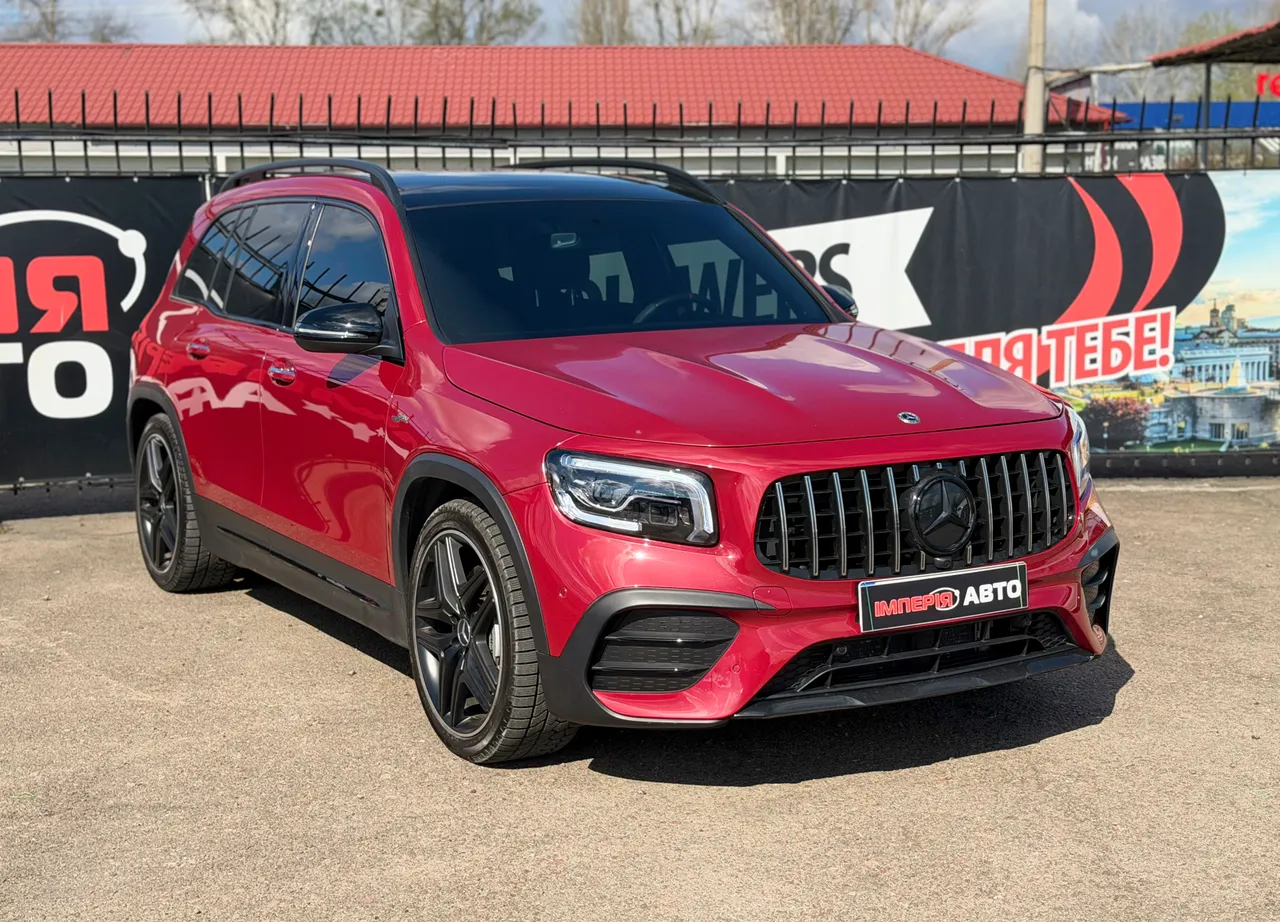 Mercedes-Benz GLB AMG - фото 10