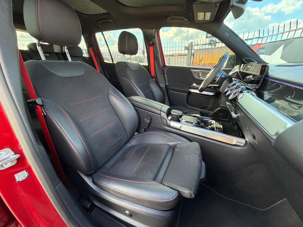 Mercedes-Benz GLB AMG - фото 5