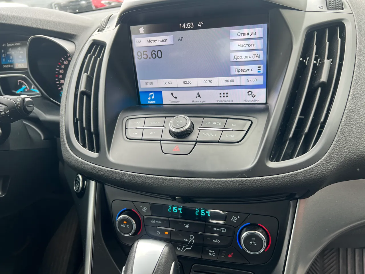 Ford Kuga - фото 19