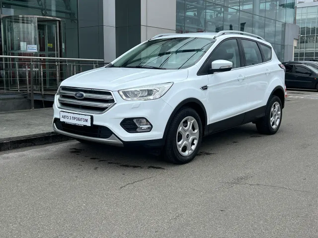 Ford Kuga - фото 2