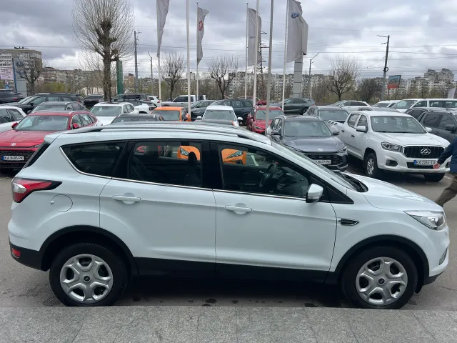 Ford Kuga - фото 5