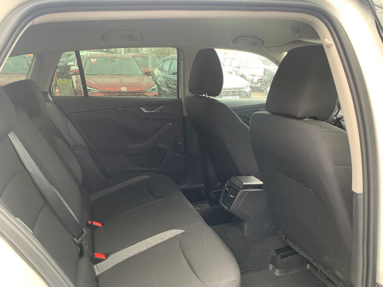 Skoda Scala - фото 24