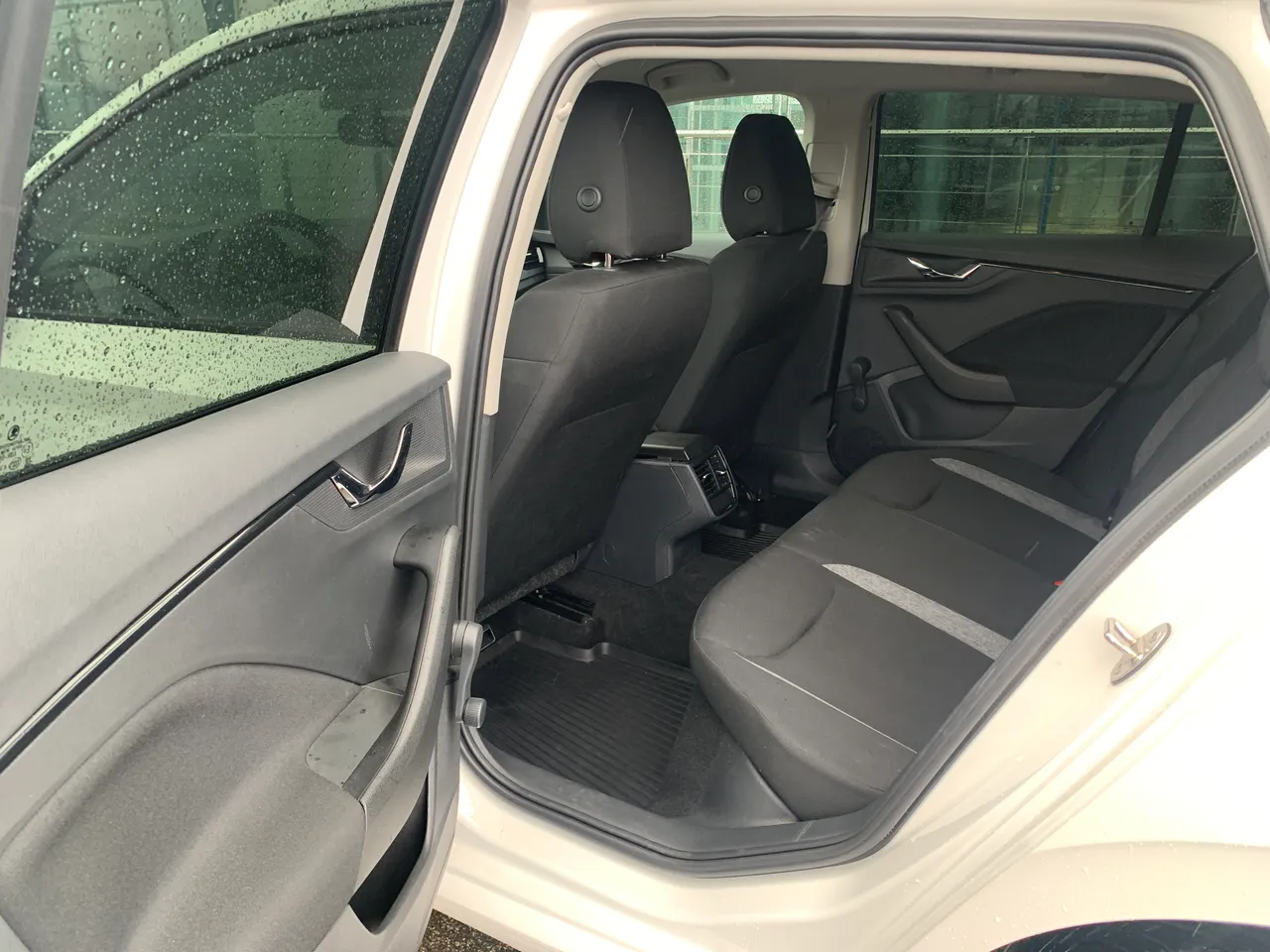 Skoda Scala - фото 23