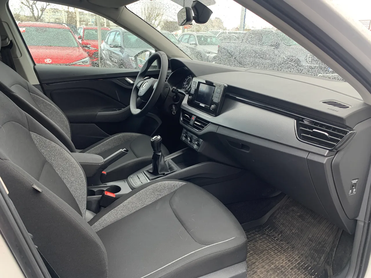 Skoda Scala - фото 21