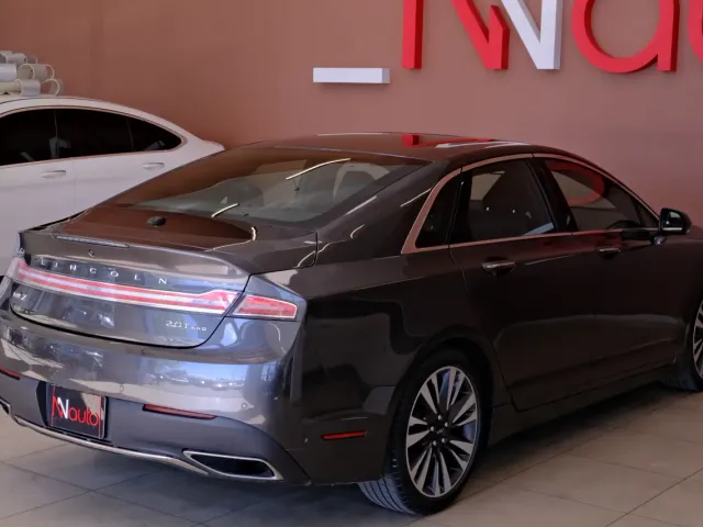 Lincoln MKZ - фото 5