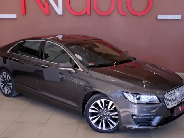 Lincoln MKZ - фото 4