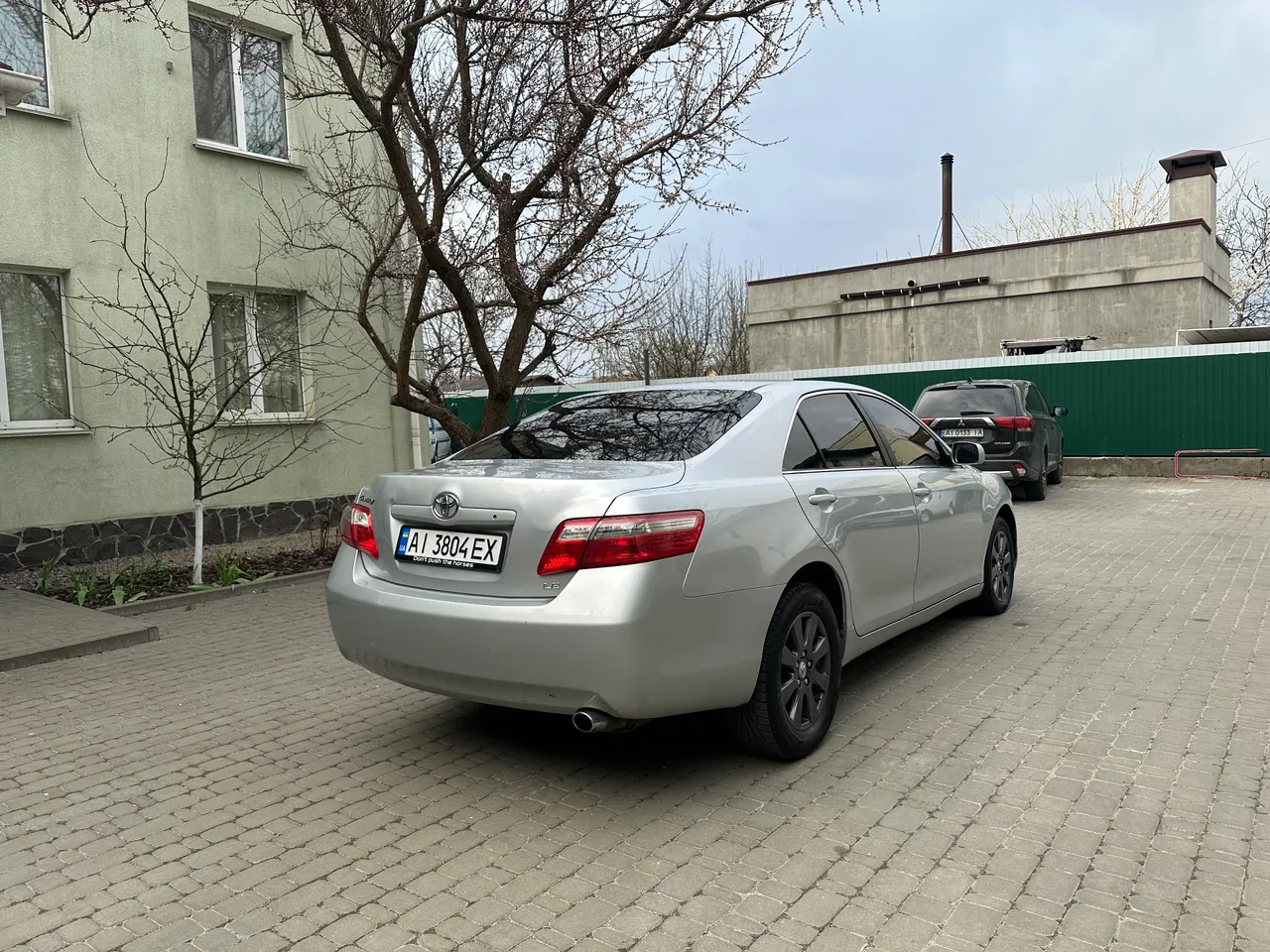 Toyota Camry - фото 7